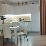 Mari Polanki Park 아파트 코워브제크